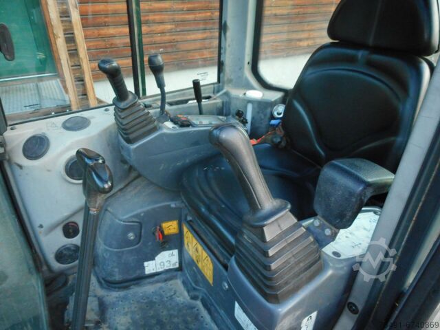 Mini excavator Micro excavator Eurocomach ES 18 ZT ( 1.750 KG )