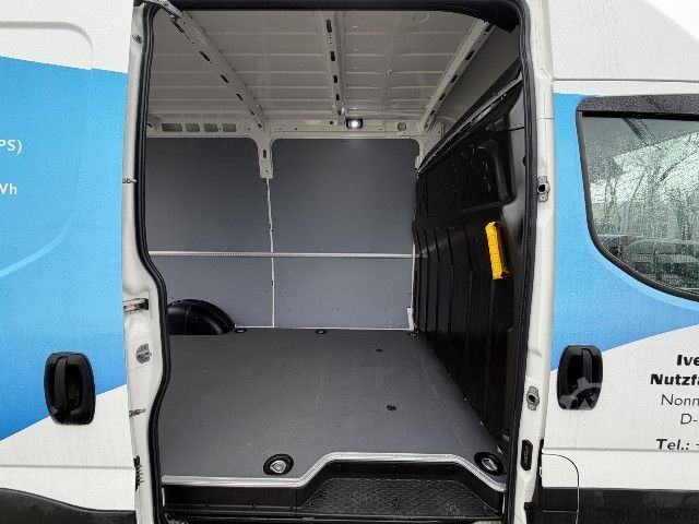 Kastenwagen IVECO 35S14E V LED / AHK-3,5T / ACC