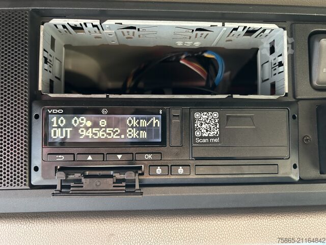 Standard-SZM DAF CF 400 FT Space Cab / 945 dkm / Smart Tacho V2 ...