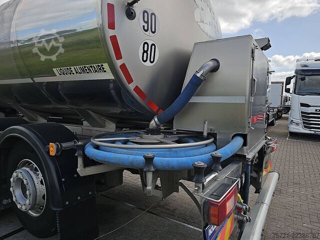 Tanker truck VOLVO FM 420 FOODTANK FOODSTUFF