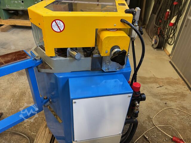 Eckverbindungspresse Pertici HP601