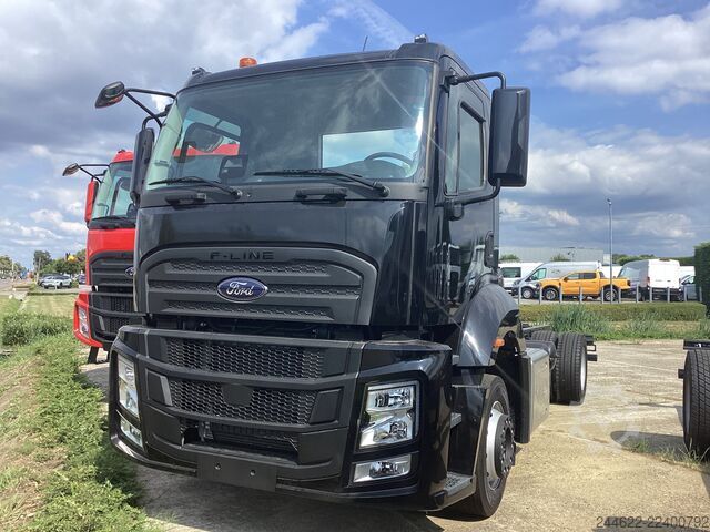 Special purpose truck Ford F-Line 1833 4x2 DayCab automaat