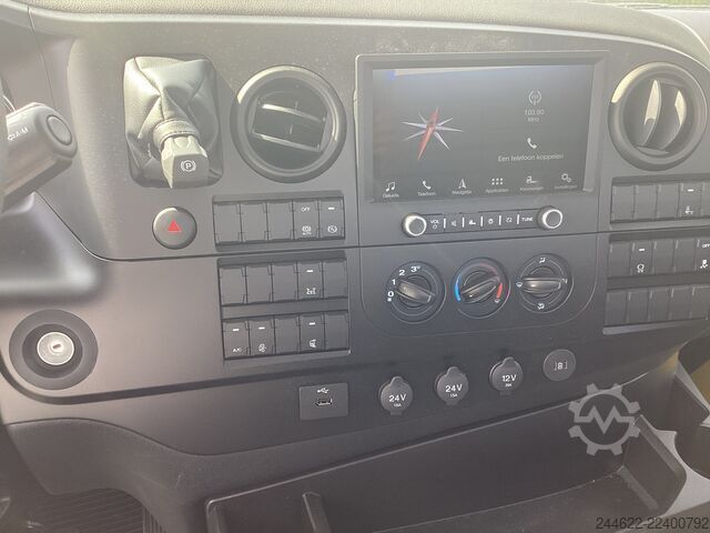Special purpose truck Ford F-Line 1833 4x2 DayCab automaat