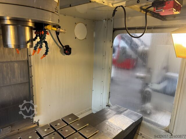 Vertical machining center Haas VM-2