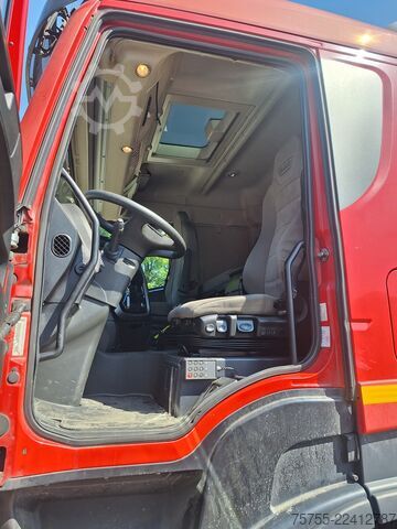 Box truck Iveco 260S42 2017 Fahrgestell 6x2 Tüv Euro 6