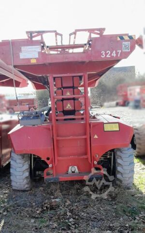Scissor lift PB Lifttechnik S151-19E4x4