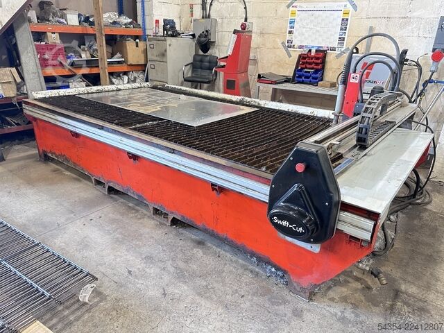 Plasma cutting machine Swift Cut 3000 W/T