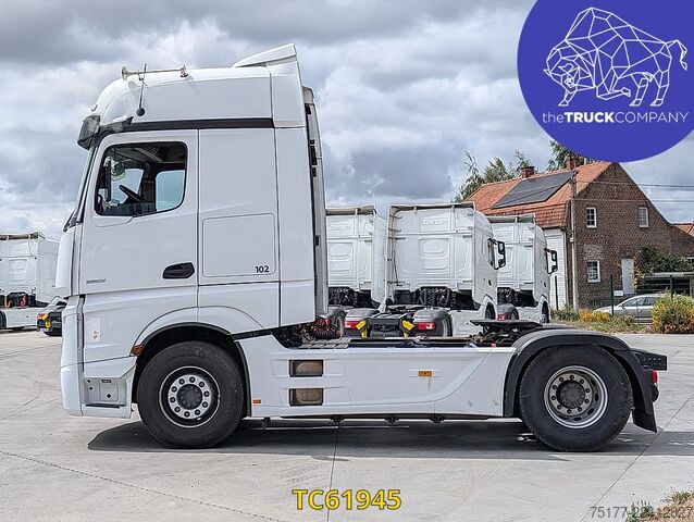 Standard-SZM Mercedes-Benz Actros L Pro Cabin 1953
