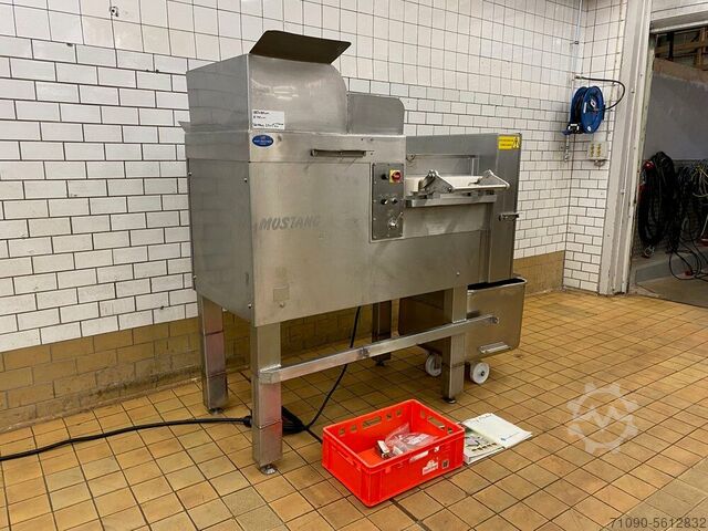 Slicing TREIF MUSTANG