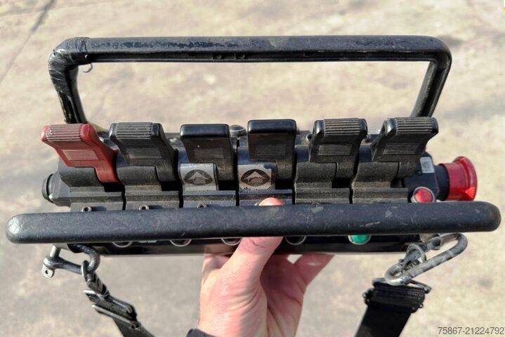 Flatbed truck SCANIA CVR 164 G-480