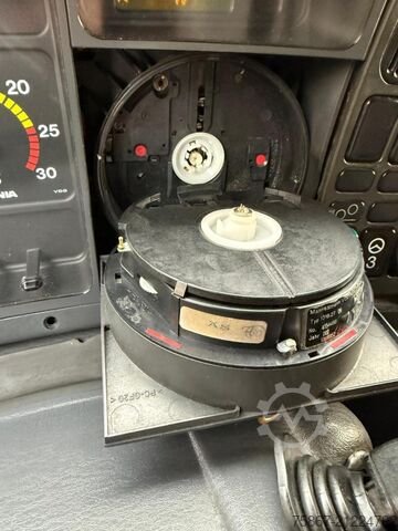 Flatbed truck SCANIA CVR 164 G-480