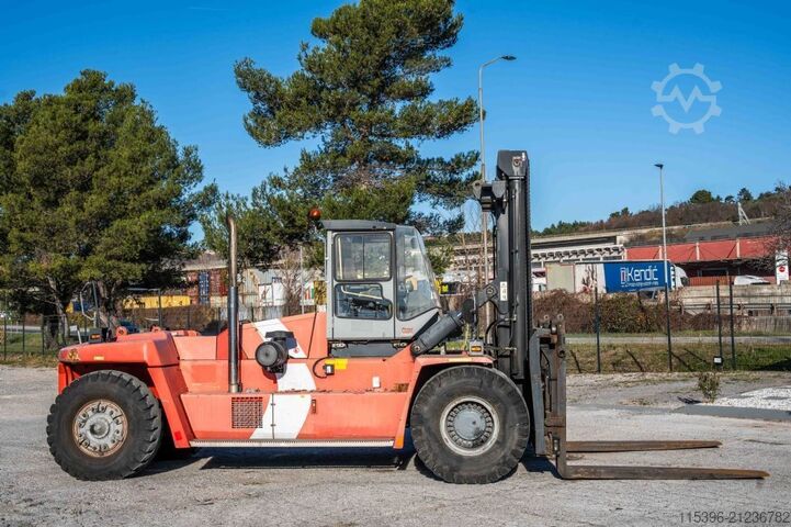 Heavy Forklift - Diesel Kalmar DCF 330-12 LB
