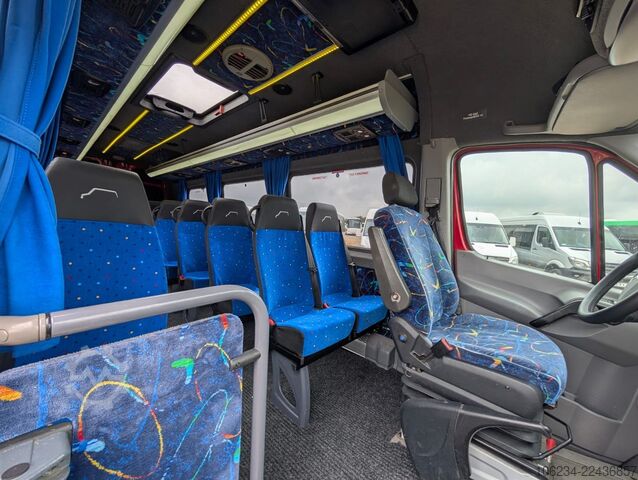 Bus MERCEDES-BENZ Sprinter 519 4x4