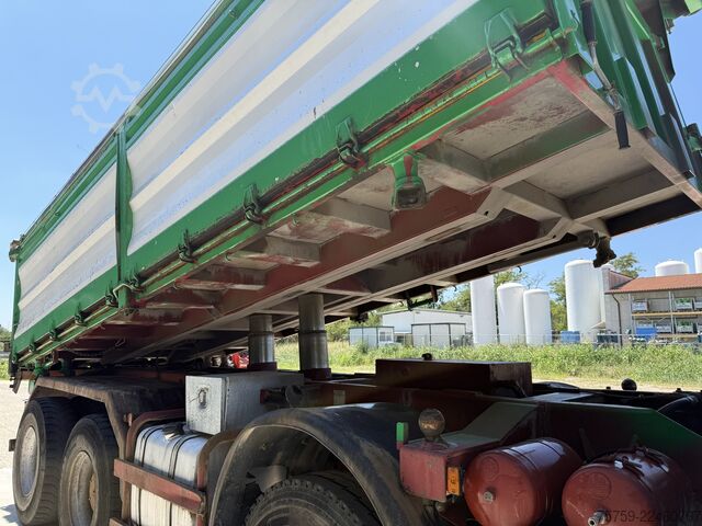  Iveco Eurotrakker 410E44H Kipper 8x4 40Ton