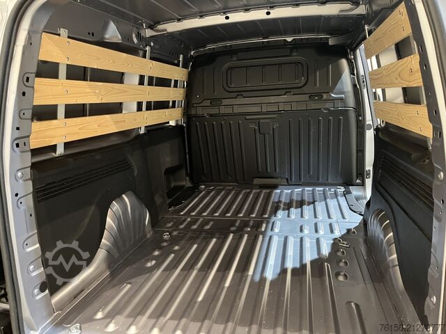 Hochdachkombi Peugeot Partner 1.5 BlueHDi L2 130 PK Automaat / Euro 6...