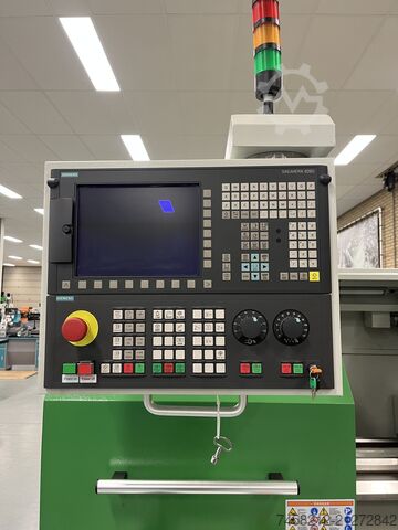 CNC-Drehmaschine 400x750 mit Siemens 828D Huvema HU 400x750