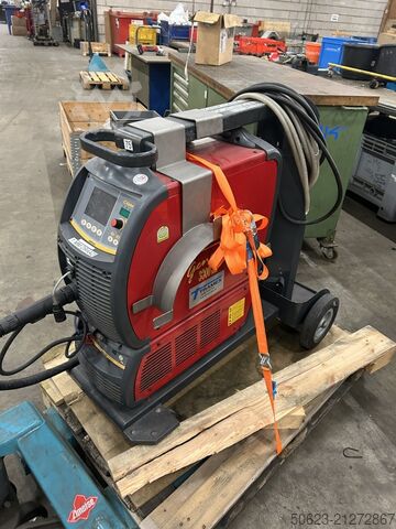 Schweißgerät SELCO Genesis 3000 MTE