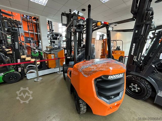 Diesel Forklift Doosan D35 NXP