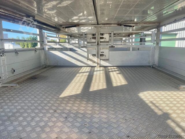 Viehtransport DAF XF 95.430 BERDEX  3 decks. Water, fans, Scales!...