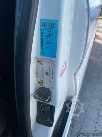 Kühltransporter FORD Transit Kühlkasten 350L2 2,2 TDCI ThermoKingV200