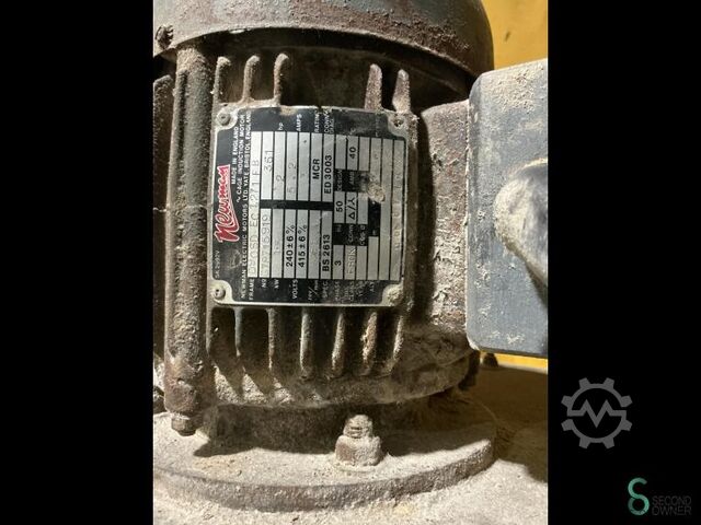 Absaugungen  Unknown Unknown 