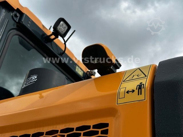 Mobile excavator HYUNDAI HW 180   4x4 Kamera Klima