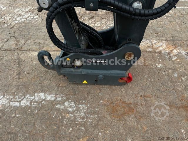 Chain excavator HYUNDAI HX 220 AL Kamera Radio Klima