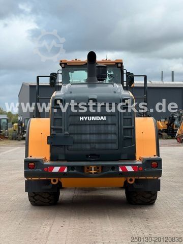 Radlader HYUNDAI HL 970A XT 4x4 Schaufel NEUFAHRZEUG