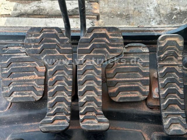 Kettenbagger HYUNDAI HX 145 LCR Kamera Radio Klima