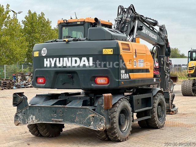 Mobile excavator HYUNDAI HW 140   4x4 Kamera Klima hydr. Abstützung