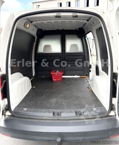 Kastenwagen VW Caddy, Automatik, AHK, Klimaautom., Navi