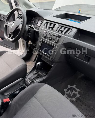 Kastenwagen VW Caddy, Automatik, AHK, Klimaautom., Navi