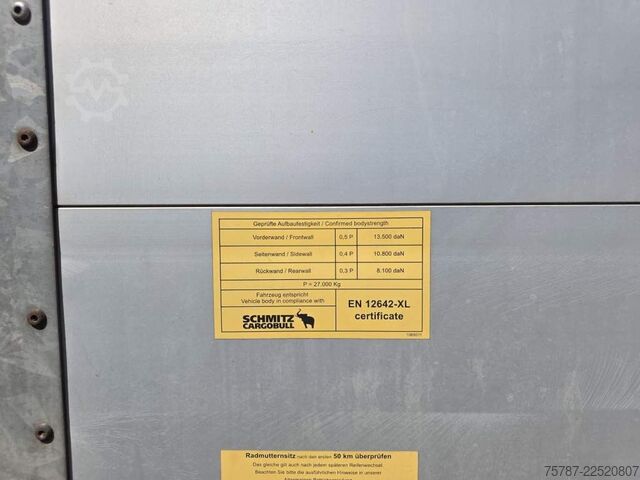 Auflieger mit Pritsche & Plane SCHMITZ CARGOBULL Gardine LL, Hubdach, Lift, 115.913 Original Km!