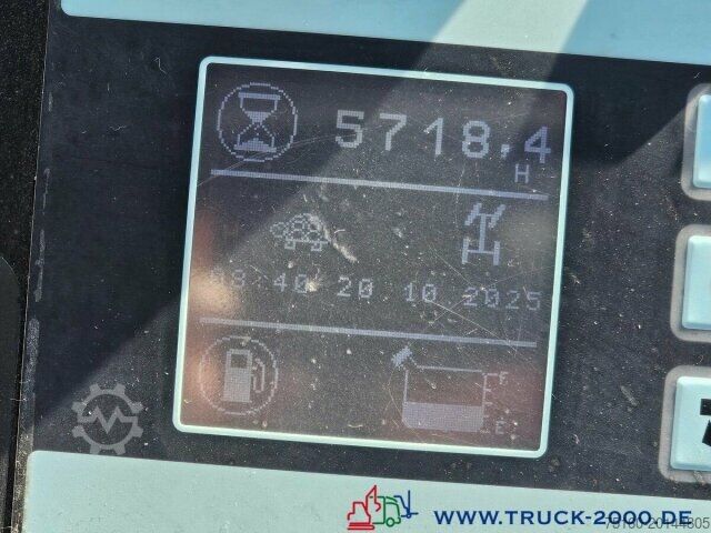 Kehrmaschine Hako Citymaster 2000 3 Besen- 4 Radlenkung-Hecksauger