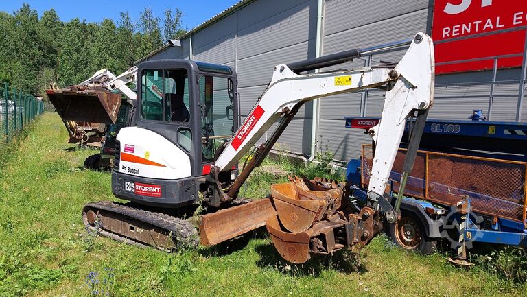 Minibagger < 7t Bobcat E35