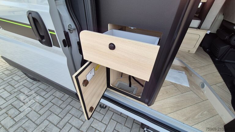 Campervan Chausson F&S Line