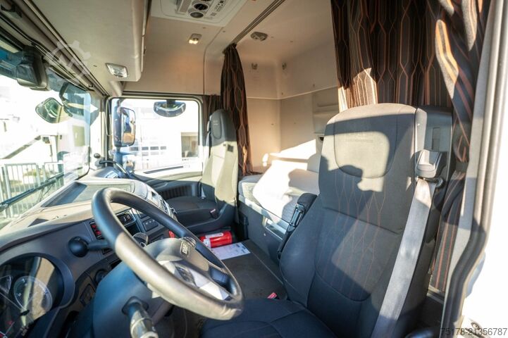 Standard tractor DAF XF 480 TF (50T.)