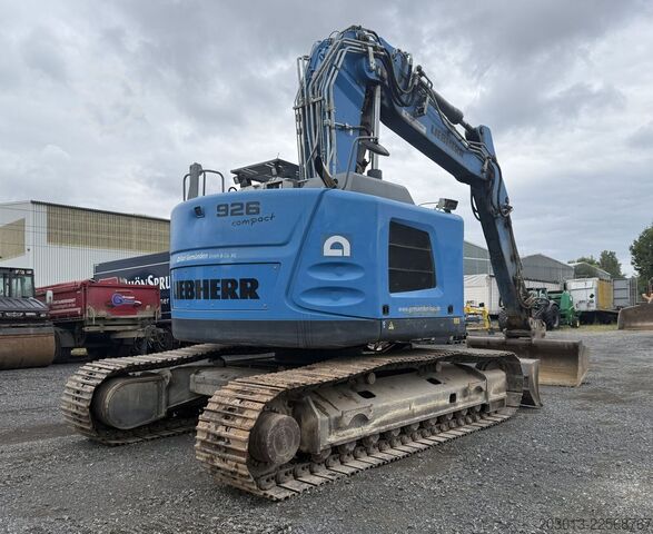 Chain excavator LIEBHERR R926 COMPACT Kettenbagger 30 Tonnen *11.644 H
