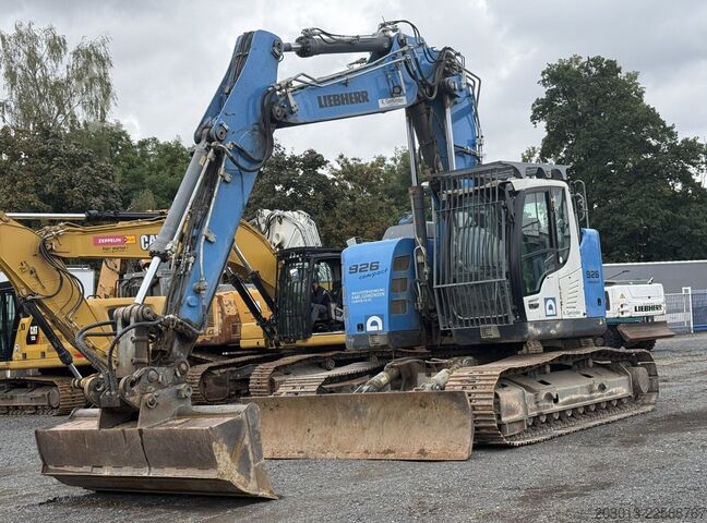 Chain excavator LIEBHERR R926 COMPACT Kettenbagger 30 Tonnen *11.644 H