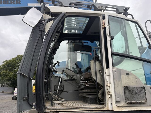 Chain excavator LIEBHERR R926 COMPACT Kettenbagger 30 Tonnen *11.644 H