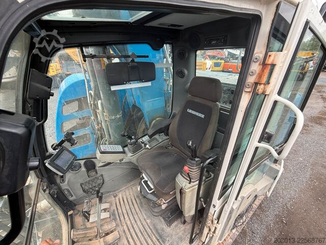 Chain excavator LIEBHERR R926 COMPACT Kettenbagger 30 Tonnen *11.644 H