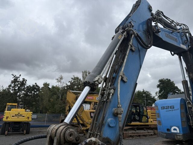Chain excavator LIEBHERR R926 COMPACT Kettenbagger 30 Tonnen *11.644 H