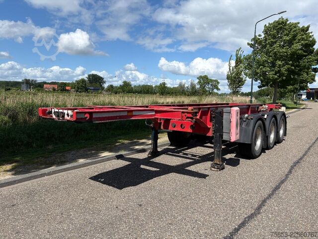 Containertransport Schmitz Cargobull SCF24 20FT Chassis / Tank / ADR / BPW Axles / D...