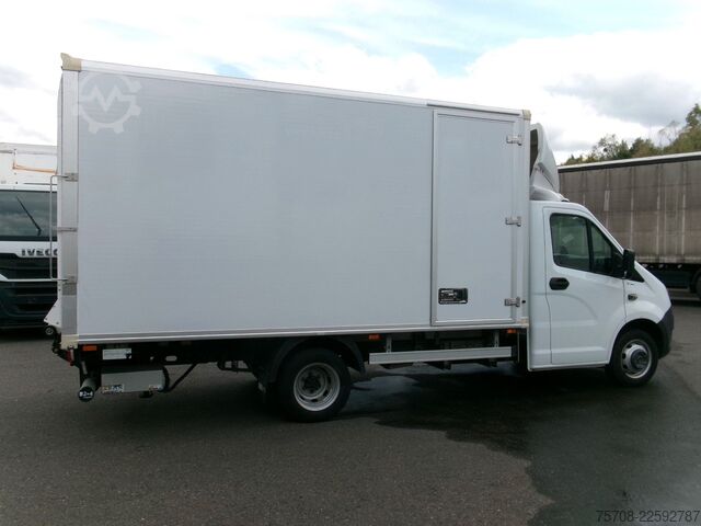 Transporter mit Koffer  Gazelle Elektro 35 Koffer m. LBW mieten möglich