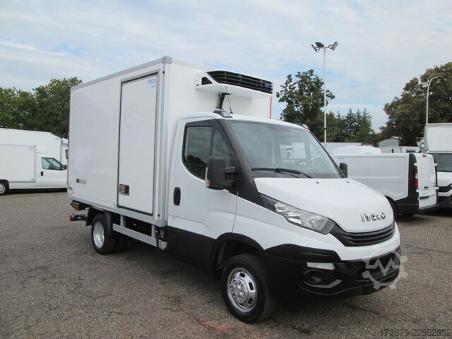 Refrigerator body van IVECO 35 C12*Carrier Kühlkoffer*LBW*Euro6*