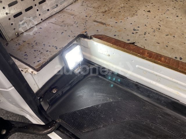 High top van MERCEDES-BENZ Sprinter 519 V6 *WERKSTATT* AHK 3,0t+KAMERA+NAVI