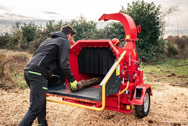 Benzin-Holzhäcksler, Straßenzulassung Brugger HX16 Pro