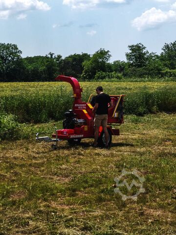 Benzin-Holzhäcksler, Straßenzulassung Brugger HX16 Pro