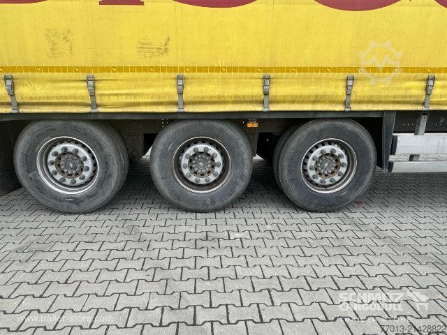 Open semitrailer with tarp Schmitz Cargobull Curtainsider Standard