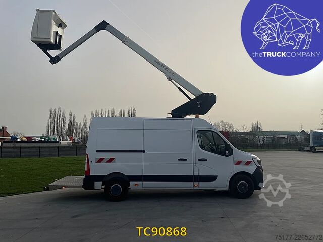 Lifting platform Renault Master 145.35 Nacelle